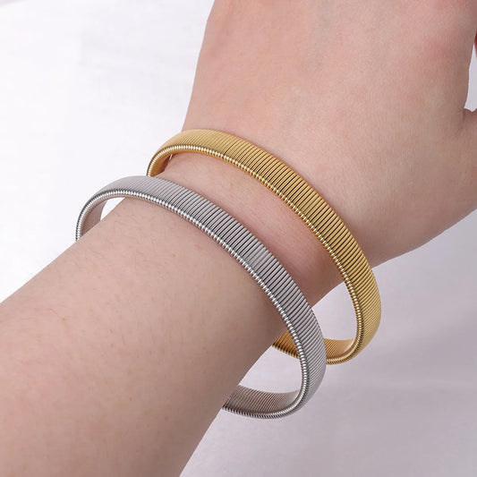 Wholesale Simple Style Solid Color Titanium Steel Plating Bangle