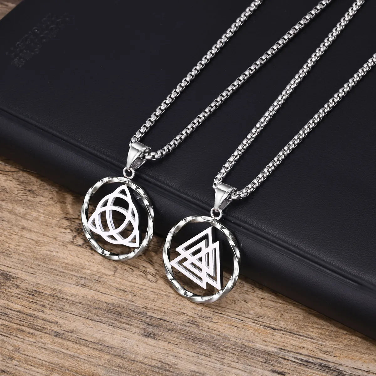 Wholesale Simple Style Triangle Solid Color Stainless Steel Plating Hollow Out 18k Gold Plated Pendant Necklace