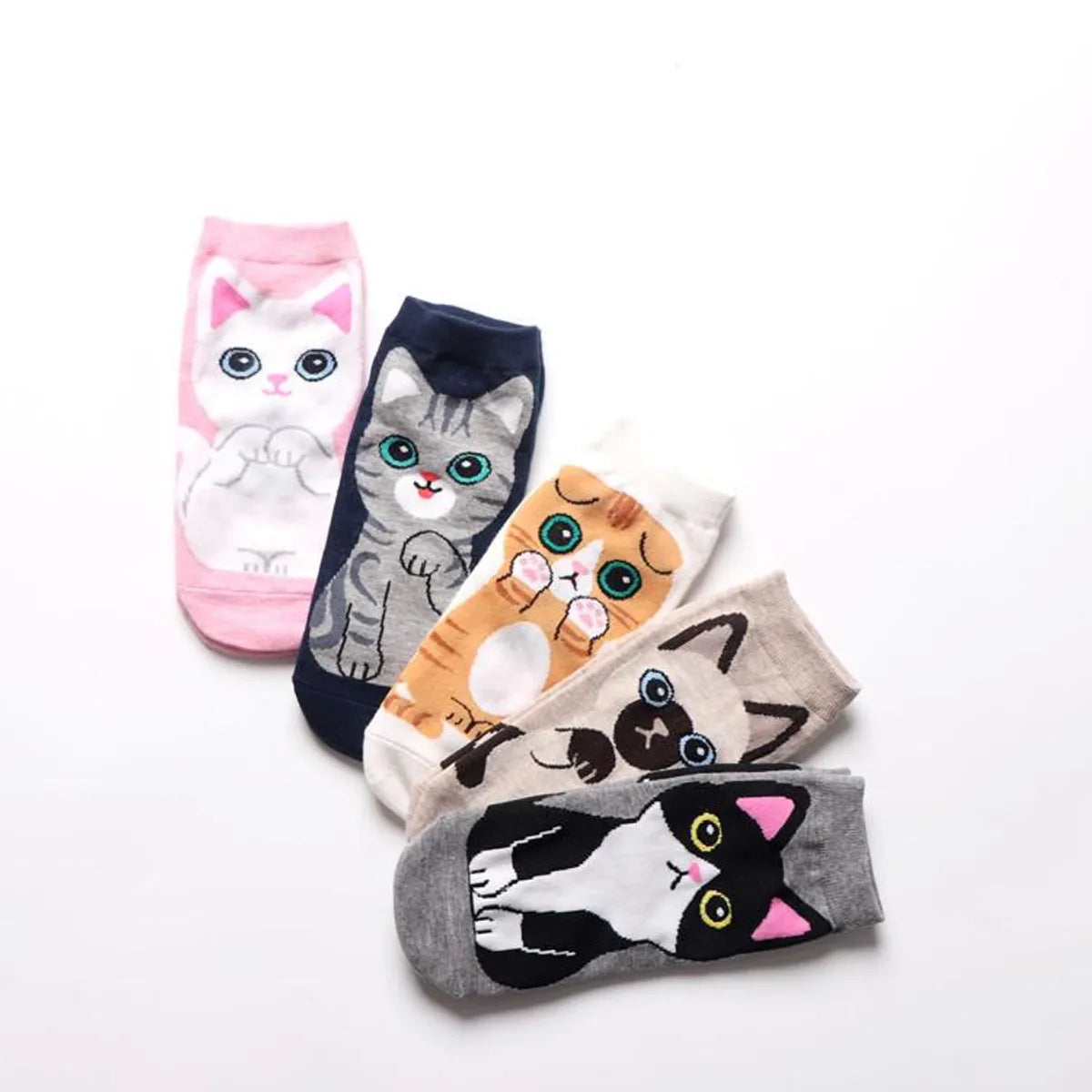 Women&#39;S Cotton Socks Wholesale Cute Cartoon Cat Female Boat Socks Fashion Wild Short Socks