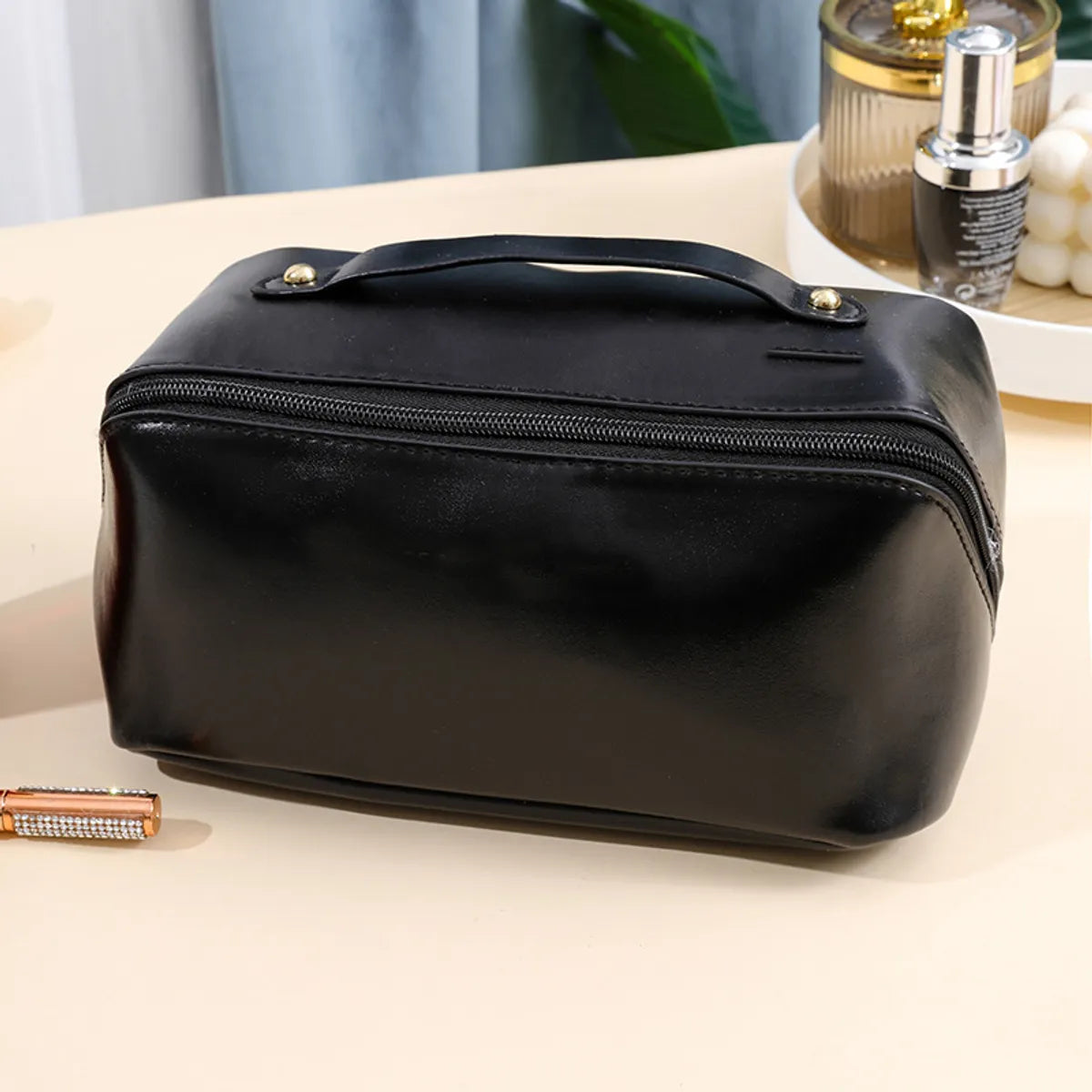 Women'S All Seasons Pu Leather Solid Color Basic Square Zipper Cosmetic Bag Wash Bag