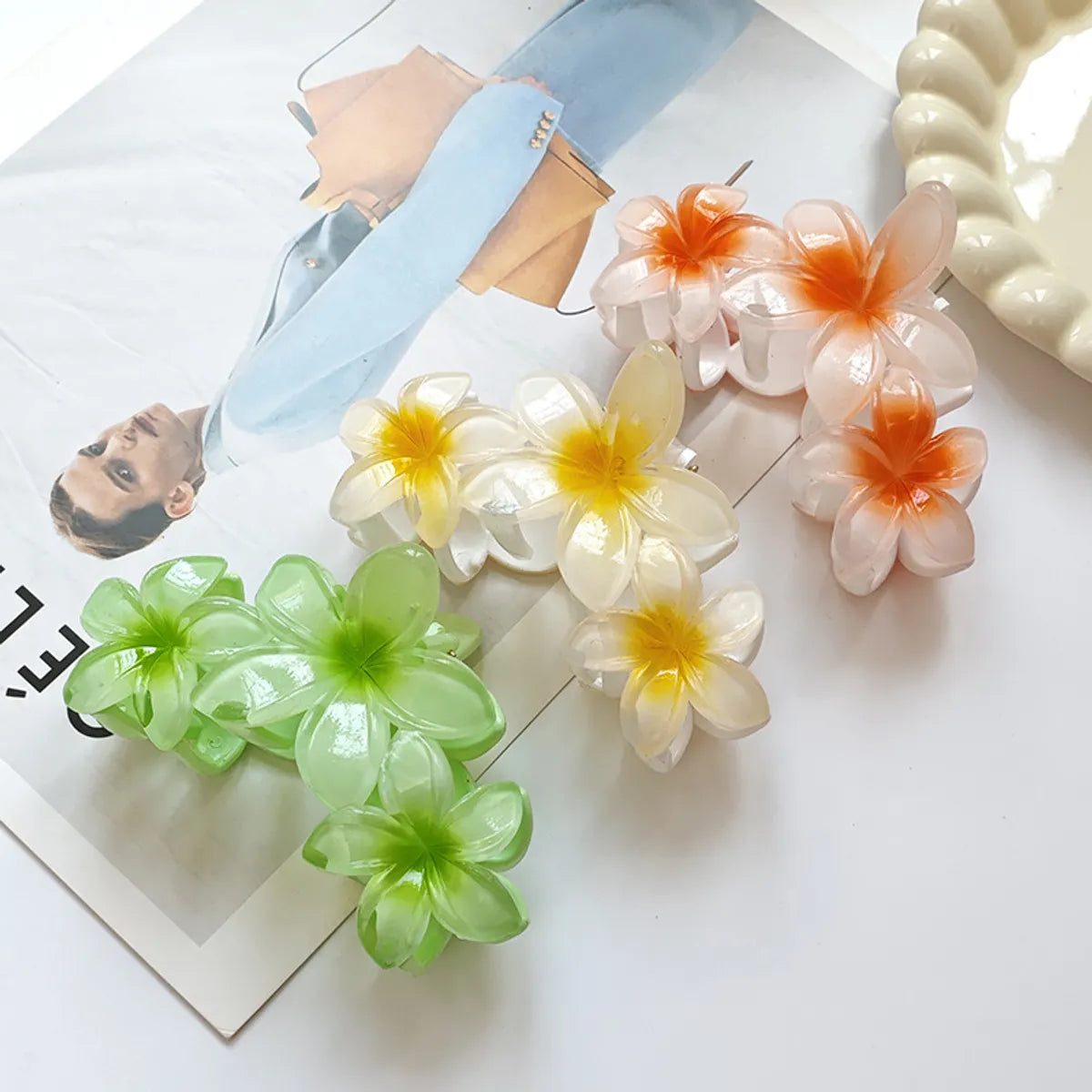 Women'S Basic Sweet Flower Plastic Flowers Hair Claws