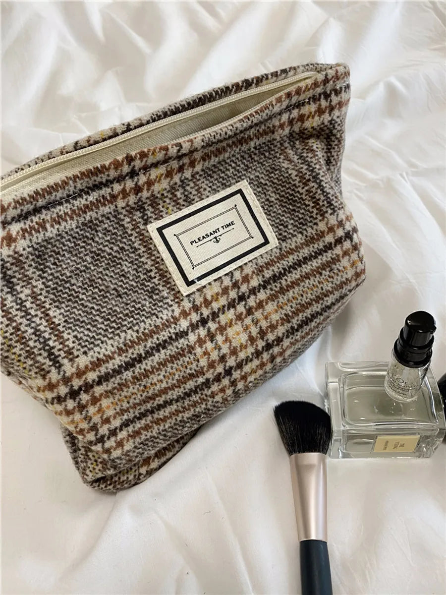 Women'S Canvas Plaid Streetwear Square Zipper Cosmetic Bag Wash Bag