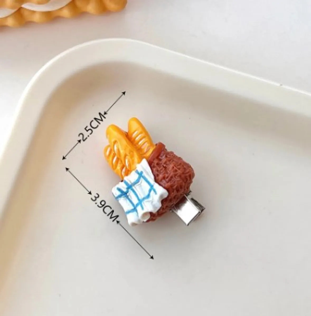 Women'S Cartoon Style Bread Resin Hair Clip Brooches