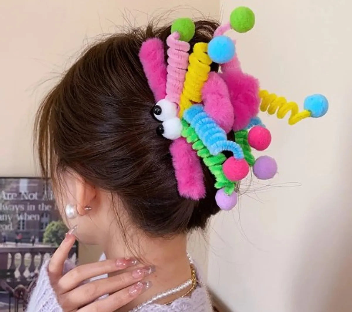 Women'S Cartoon Style Color Block Plush Hair Claws