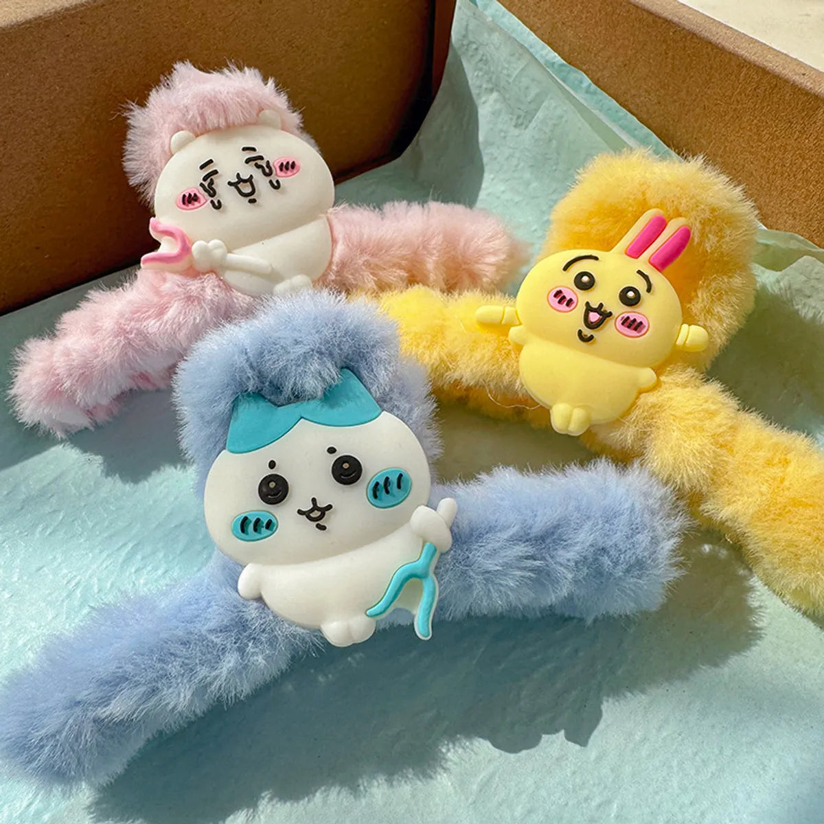 Women'S Cartoon Style Cute Animal Plush Hair Claws