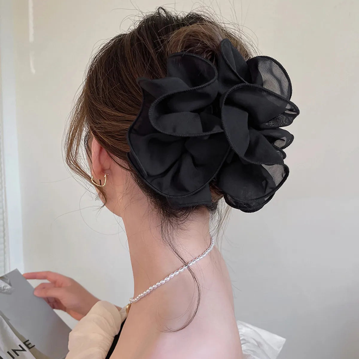 Women'S Casual Elegant Flower Cloth Hair Claws