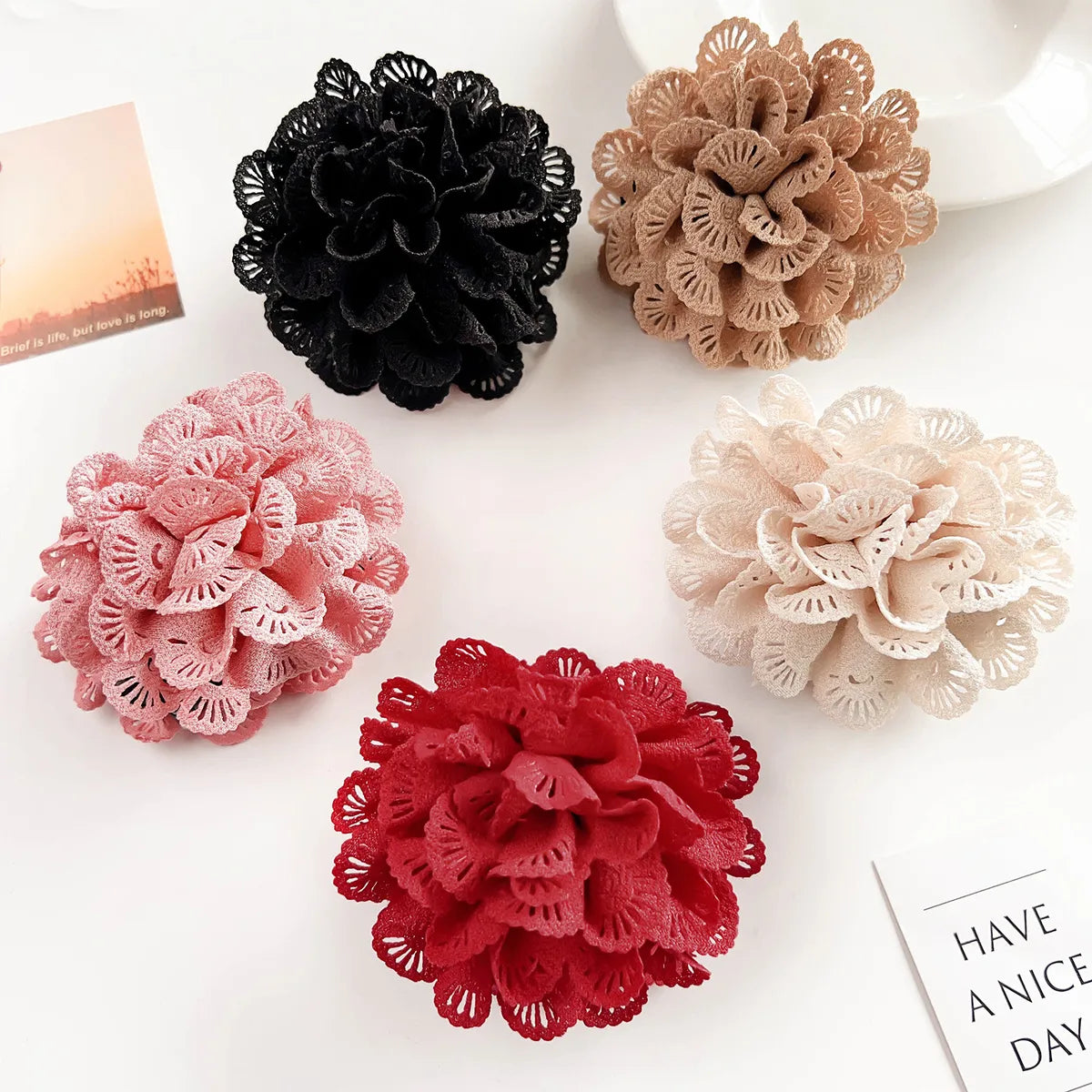 Women'S Casual Simple Style Flower Cloth Hair Claws