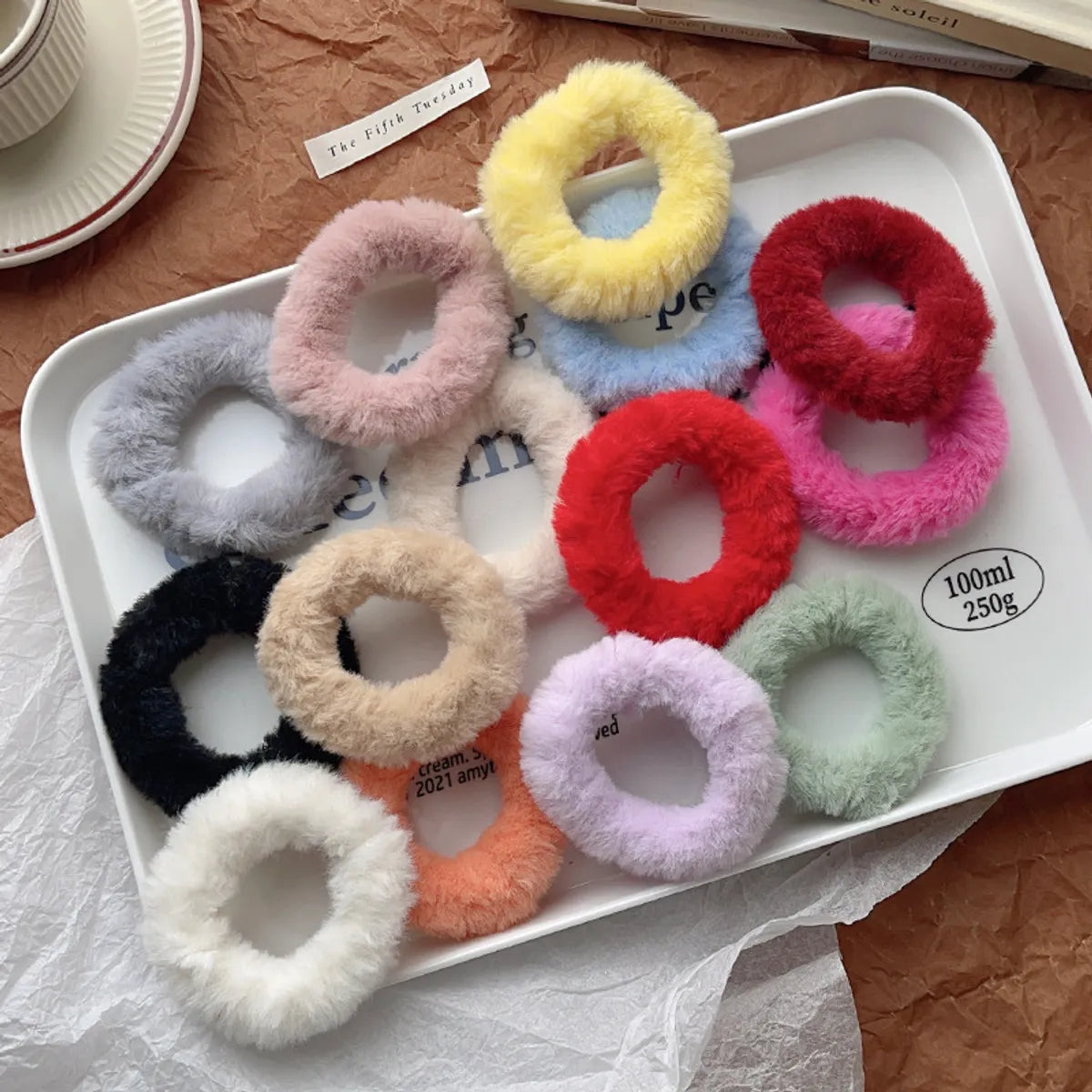 Women'S Casual Simple Style Solid Color Plush Hair Tie