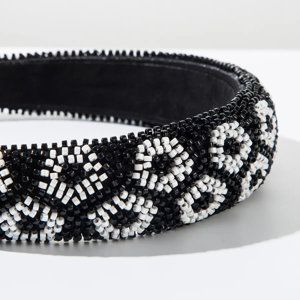 Women'S Casual Vacation Classic Style Leopard Beaded Alloy Cloth Beaded Hair Band