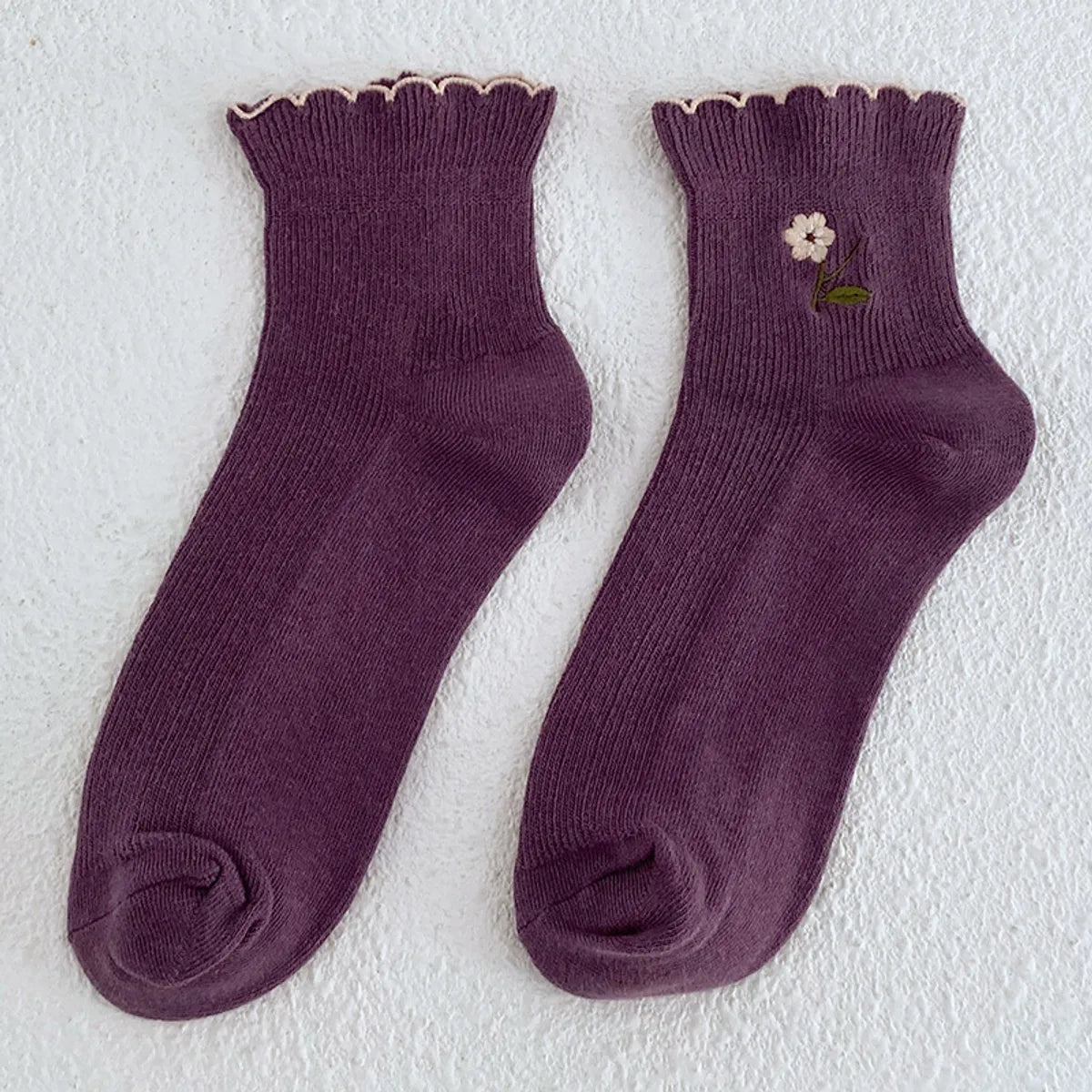 Women'S Cute Japanese Style Flower Cotton Embroidery Crew Socks A Pair