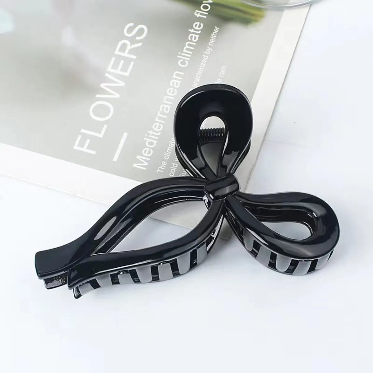 Women'S Elegant Bow Knot Plastic Hair Claws