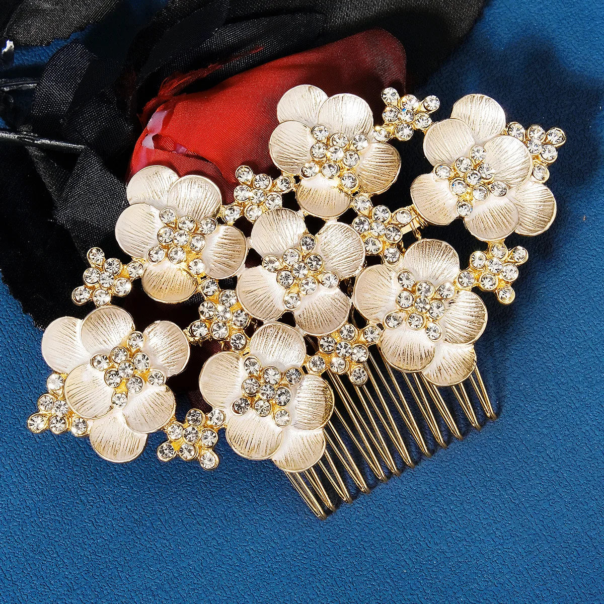 Women'S Elegant Bridal Streetwear Leaves Flower Alloy Rhinestone Hair Combs Insert Comb