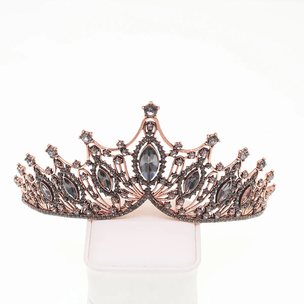 Women'S Elegant Lady Streetwear Crown Alloy Inlay Artificial Crystal Rhinestones Crown