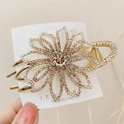 Women'S Elegant Lady Sweet Flower Alloy Inlay Imitation Pearl Rhinestones Hair Clip Hair Claws