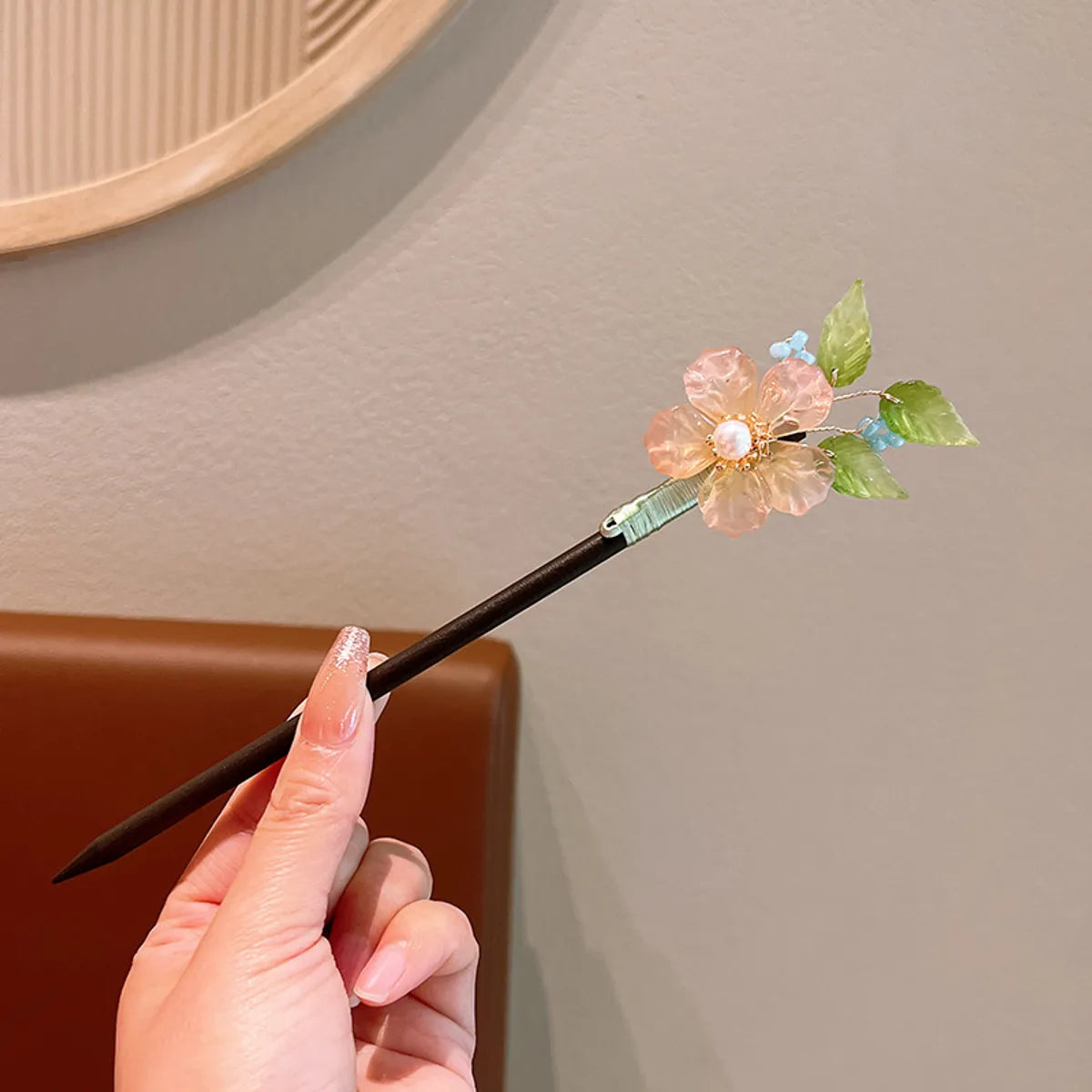 Women'S Ethnic Style Simple Style Flower Wood Inlay Artificial Gemstones Rhinestones Hairpin