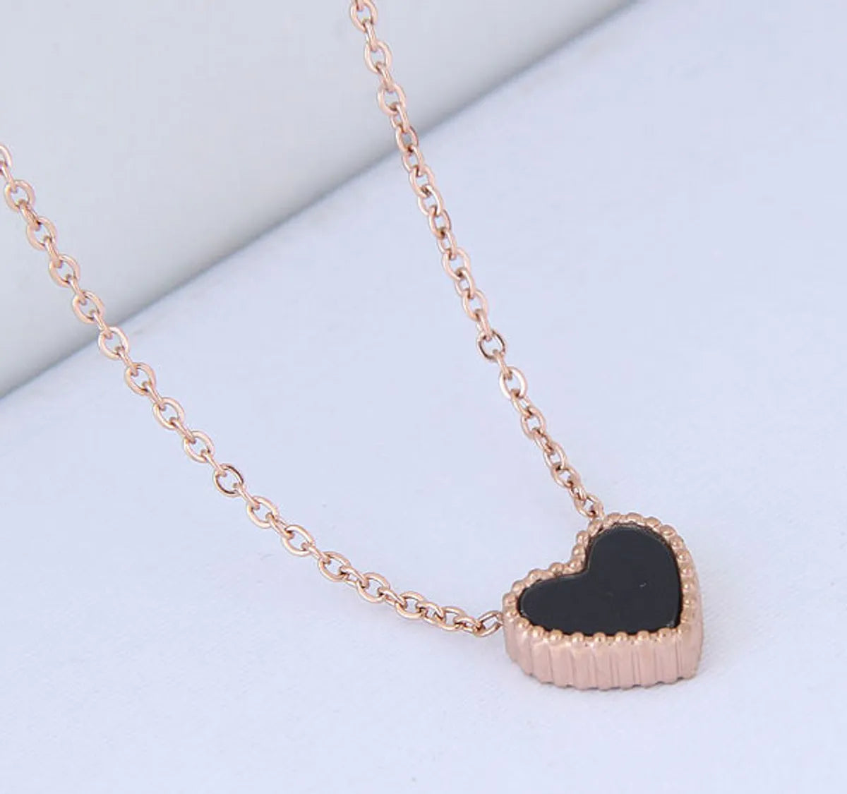 Women's Fashion Heart Shape Solid Color Titanium Steel Necklace Plating Necklaces