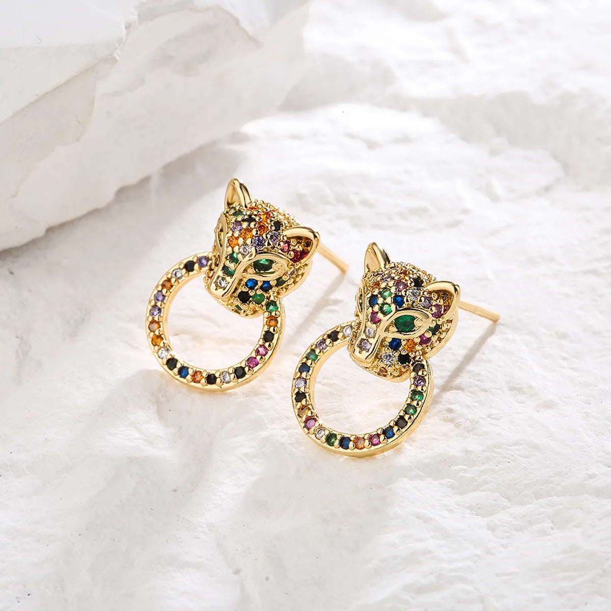 Fashion Leopard Head Inlaid Zircon Copper Earrings