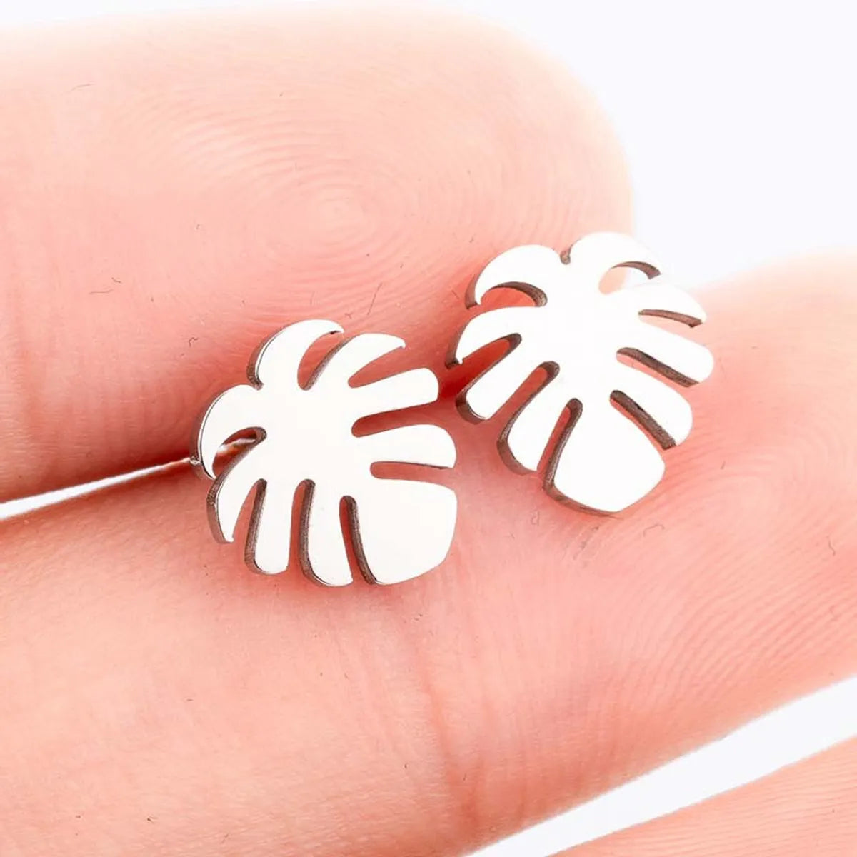 Women's Fashion Palm Tree Stainless Steel No Inlaid Ear Studs Stainless Steel Earrings