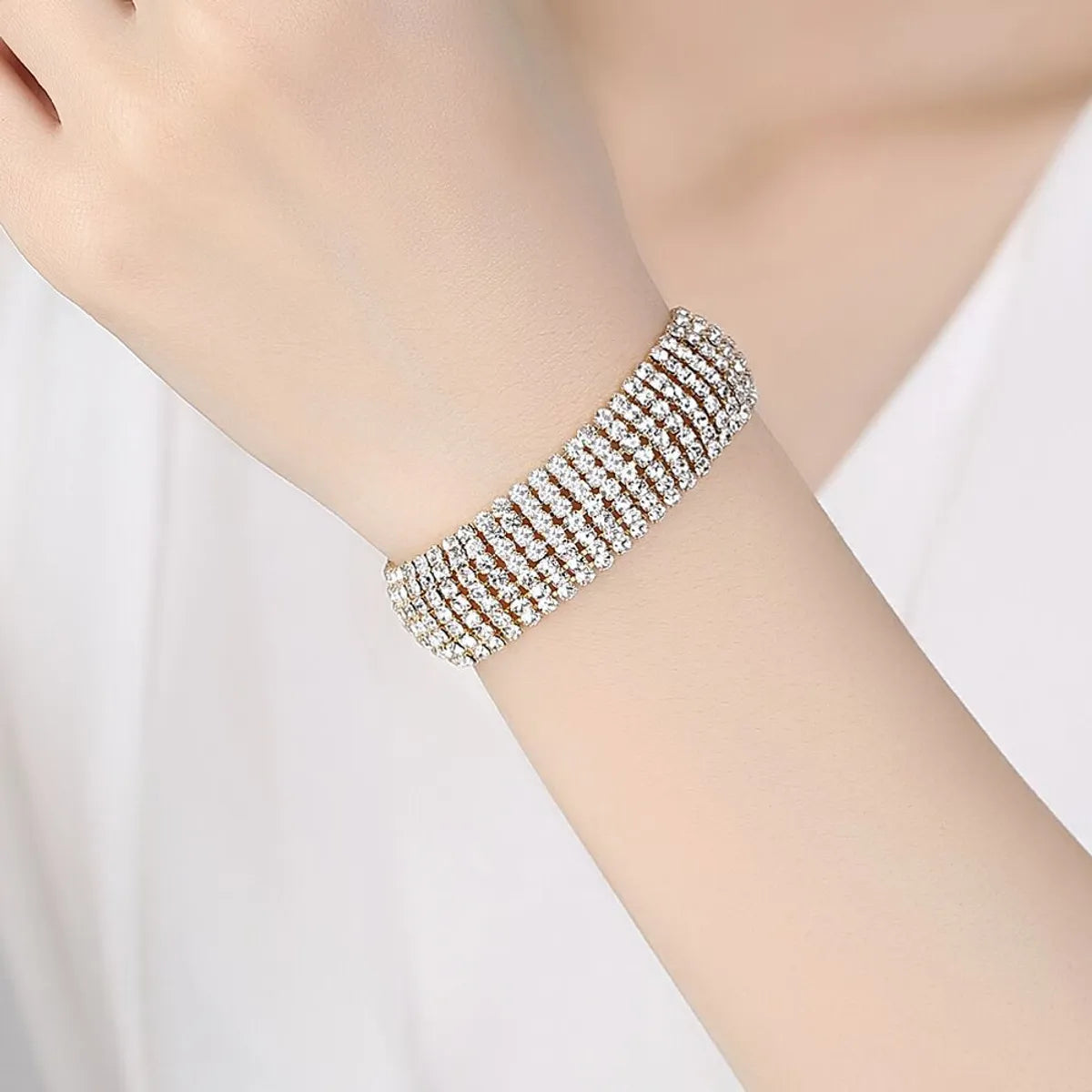 Wholesale Jewelry Fashion Round Rhinestone Zinc Artificial Rhinestones Diamond Bangle