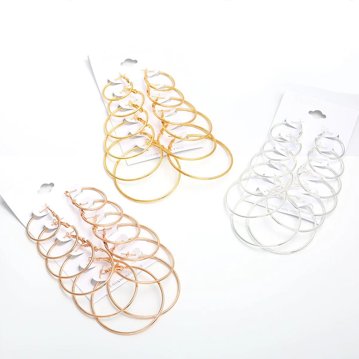 Women's Fashion Simple Style Geometric Round Alloy Earrings Plating No Inlaid Hoop Earrings 1 Set