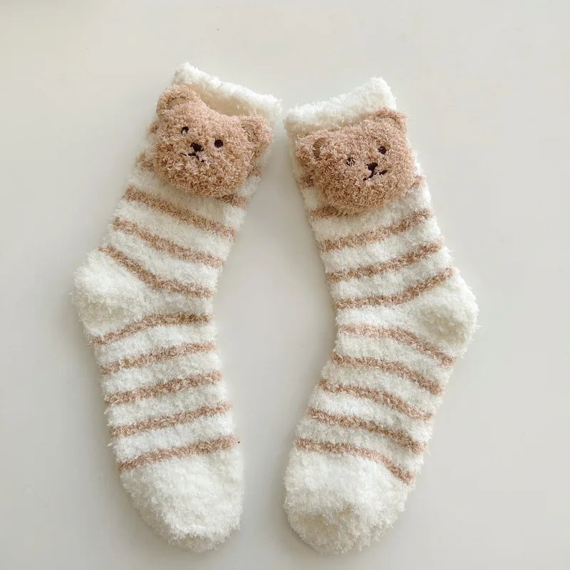 Women'S Japanese Style Cartoon Bear Polyester Blending Crew Socks A Pair