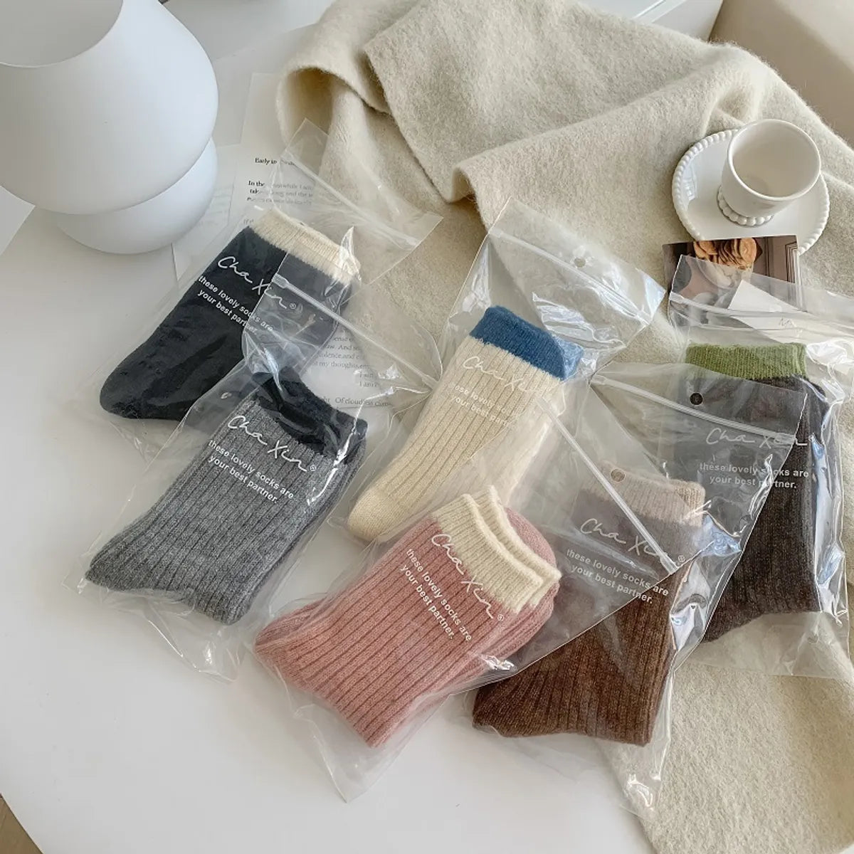 Women'S Japanese Style Color Block Wool Crew Socks A Pair