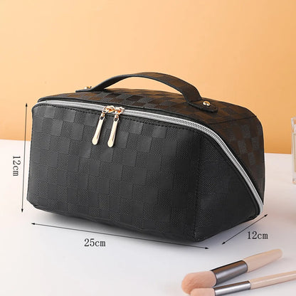 Women'S Large All Seasons Pu Leather Plaid Basic Pillow Shape Zipper Cosmetic Bag