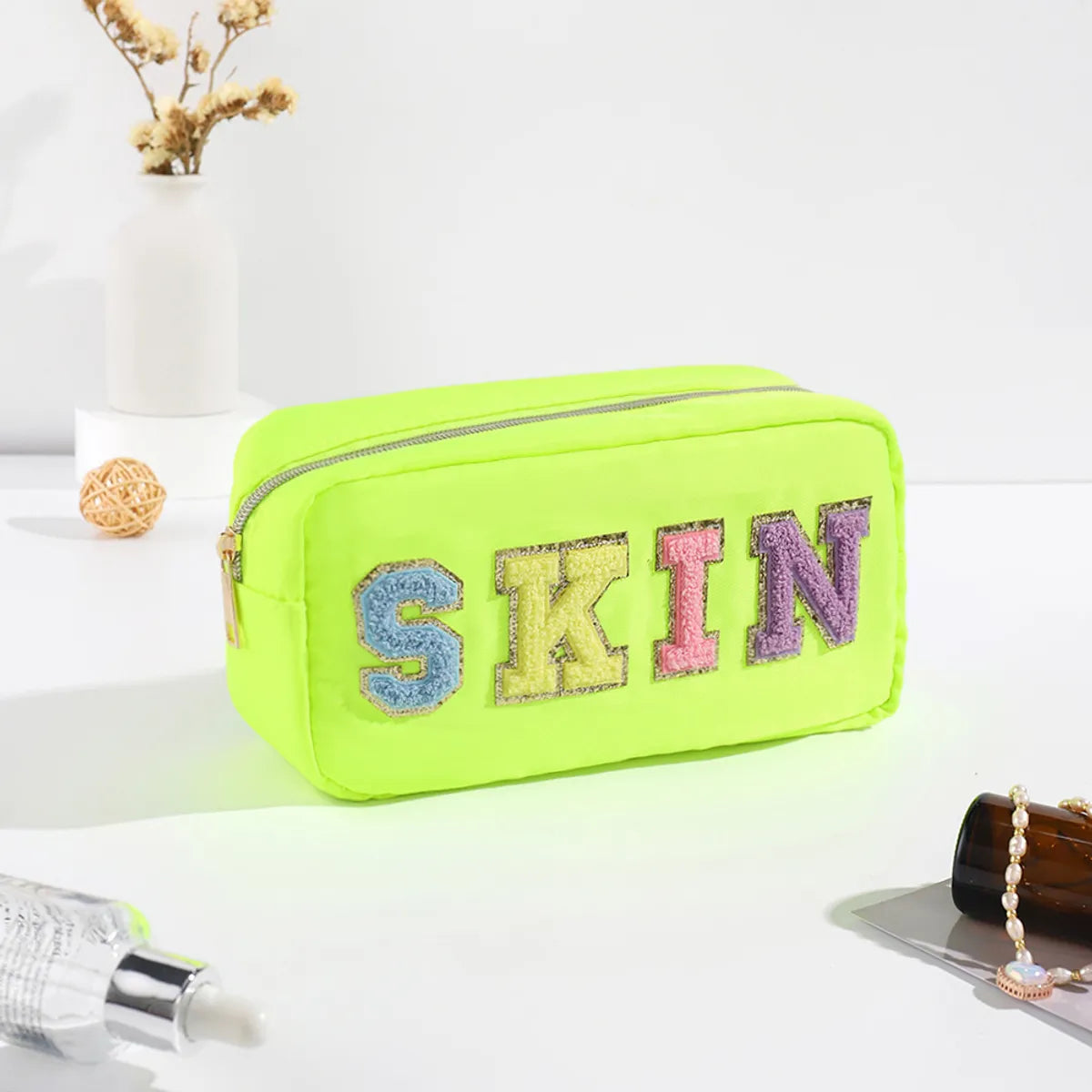 Women'S Medium All Seasons Nylon Letter Fashion Square Zipper Cosmetic Bag