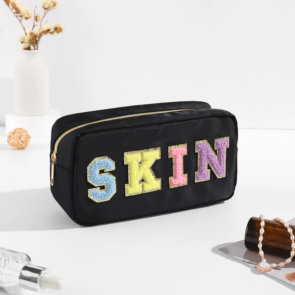 Women'S Medium All Seasons Nylon Letter Fashion Square Zipper Cosmetic Bag