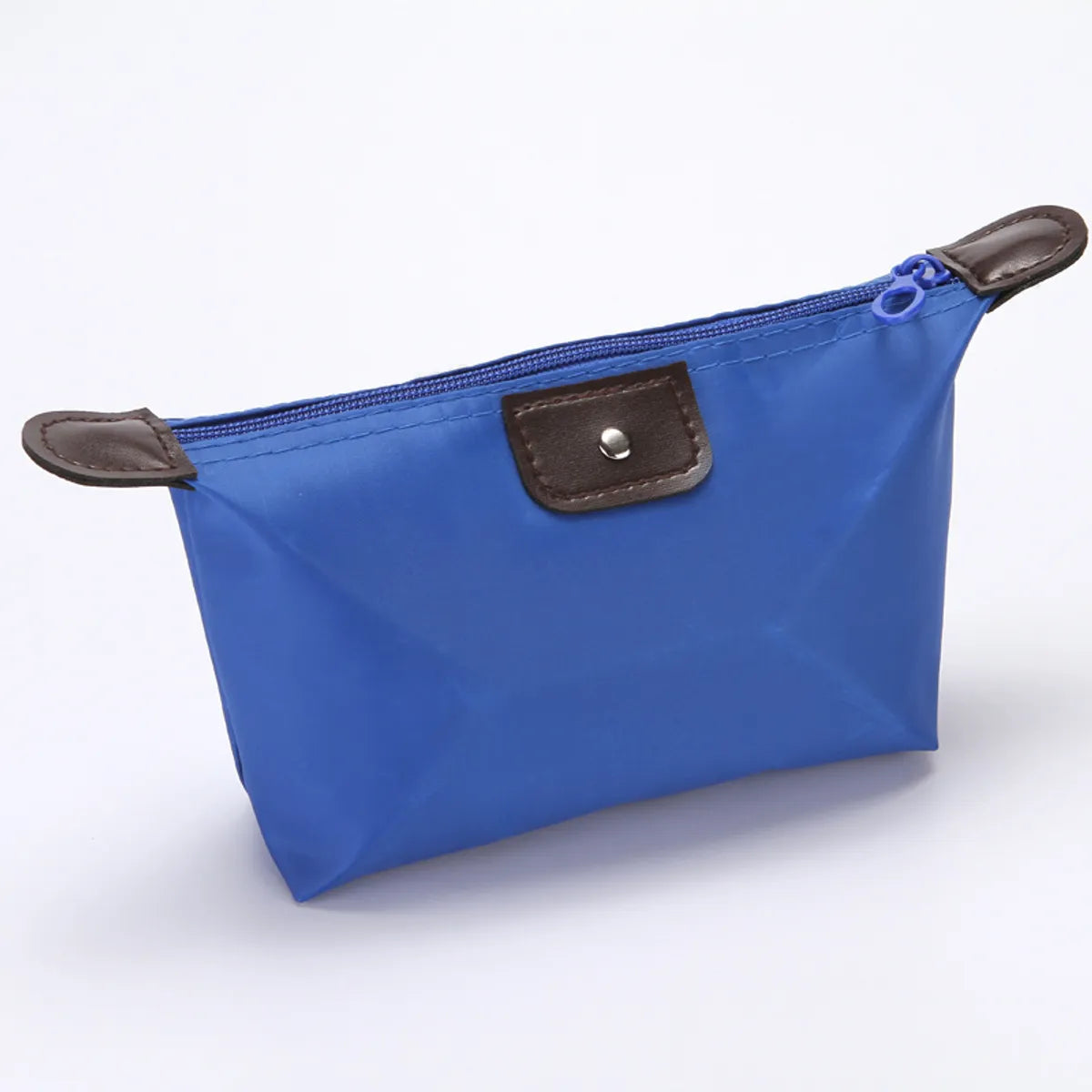 Women'S Medium All Seasons Nylon Solid Color Basic Dumpling Shape Zipper Cloud Shape Bag Cosmetic Bag