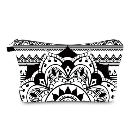 Women'S Medium All Seasons Polyester Printing Ethnic Style Dumpling Shape Zipper Cosmetic Bag