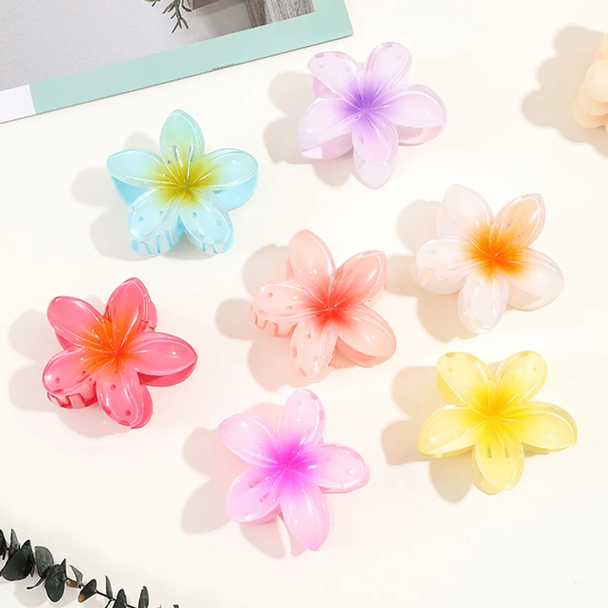 Women'S Modern Style Sweet Korean Style Flower Arylic Plastic Hair Claws