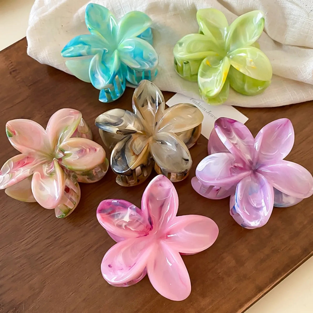 Women'S Princess Sweet Artistic Flower Arylic Hair Claws