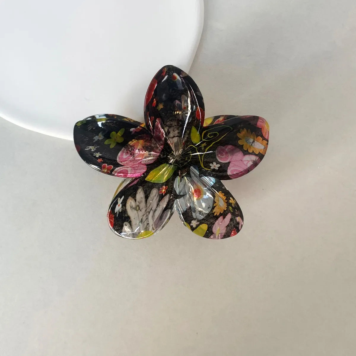 Women'S Retro Flower Plastic Hair Claws