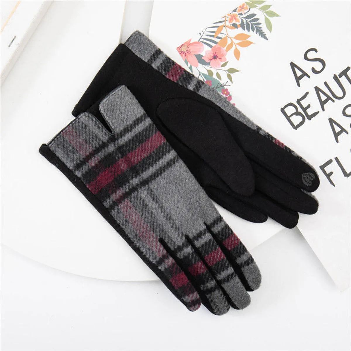 Women'S Retro Plaid Woolen Polyester Gloves