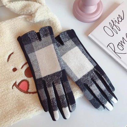 Women'S Retro Plaid Woolen Polyester Gloves