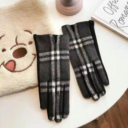 Women'S Retro Plaid Woolen Polyester Gloves