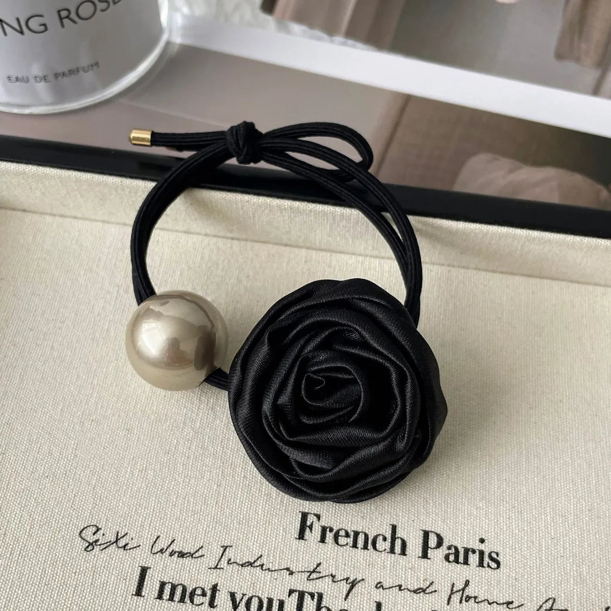 Women'S Retro Romantic Rose Cloth Hair Clip Hair Tie