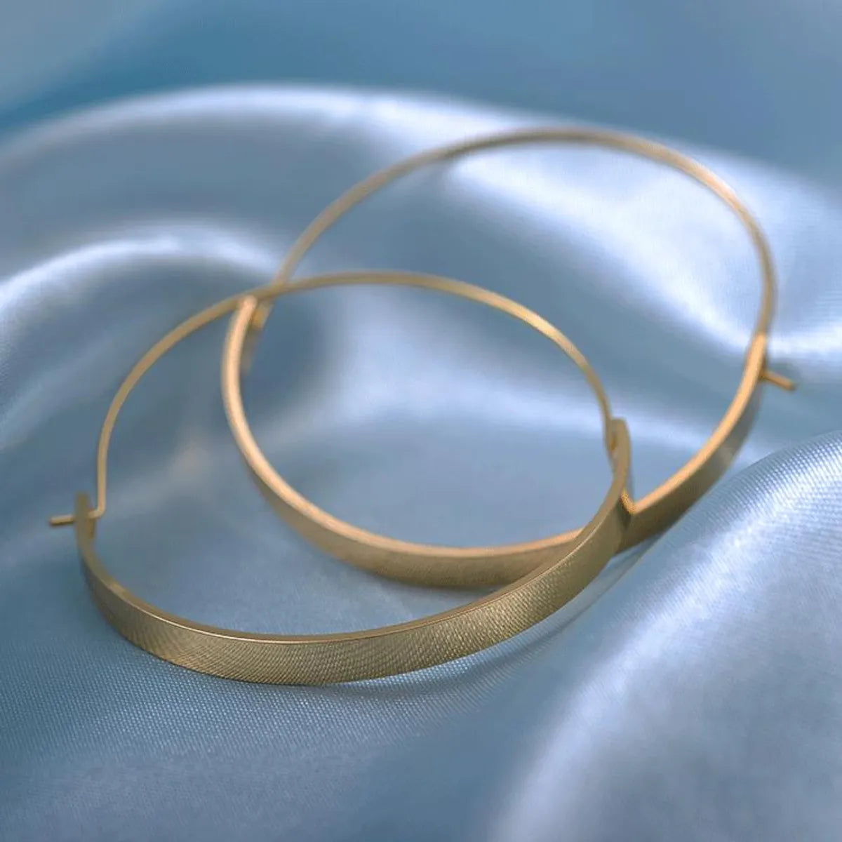 Women's Simple Half Circle Hoop Earrings Earrings Women