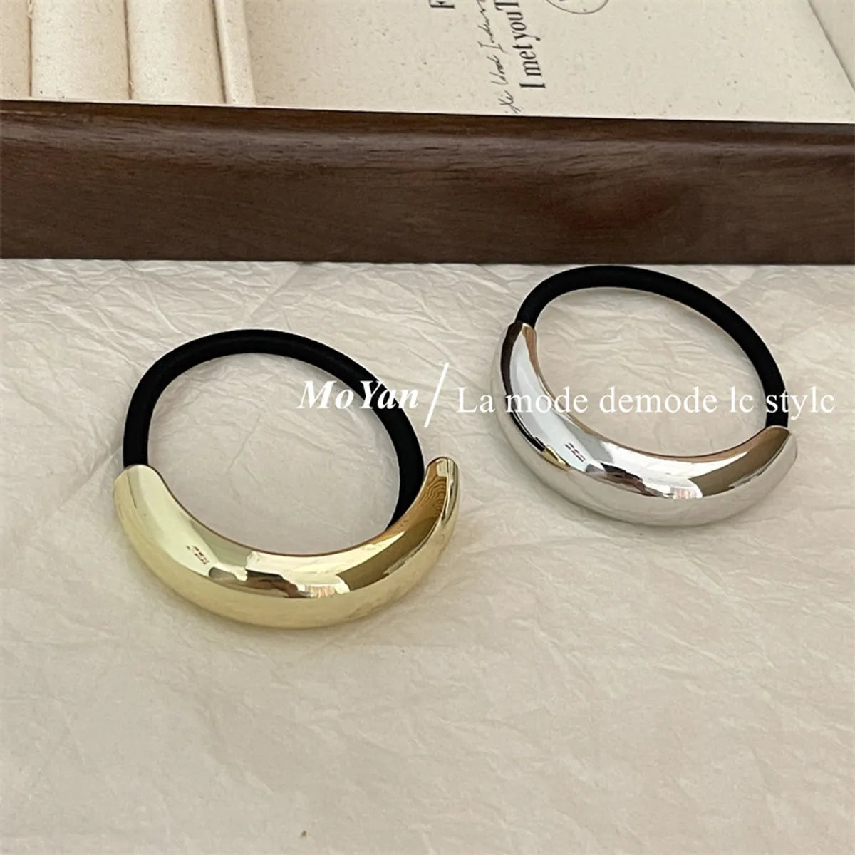 Women'S Simple Style Classic Style Solid Color Alloy Hair Tie