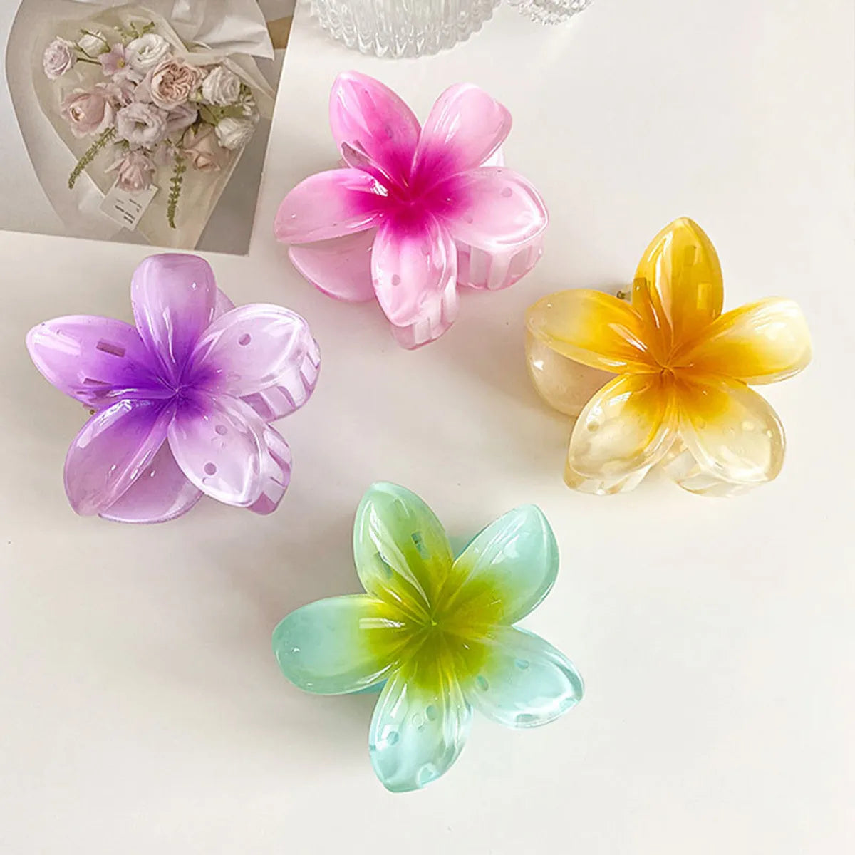 Women'S Simple Style Flower Plastic Resin Hair Claws