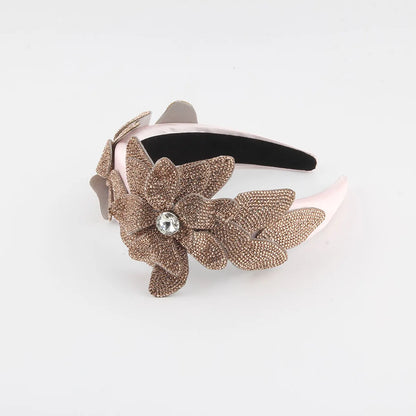 Women'S Simple Style Flower Plastic Rhinestone Knitting Hair Band