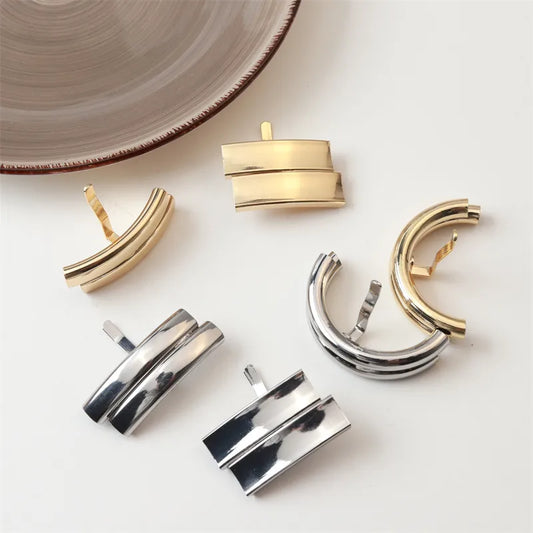 Women'S Simple Style Geometric Solid Color Alloy Hair Buckle