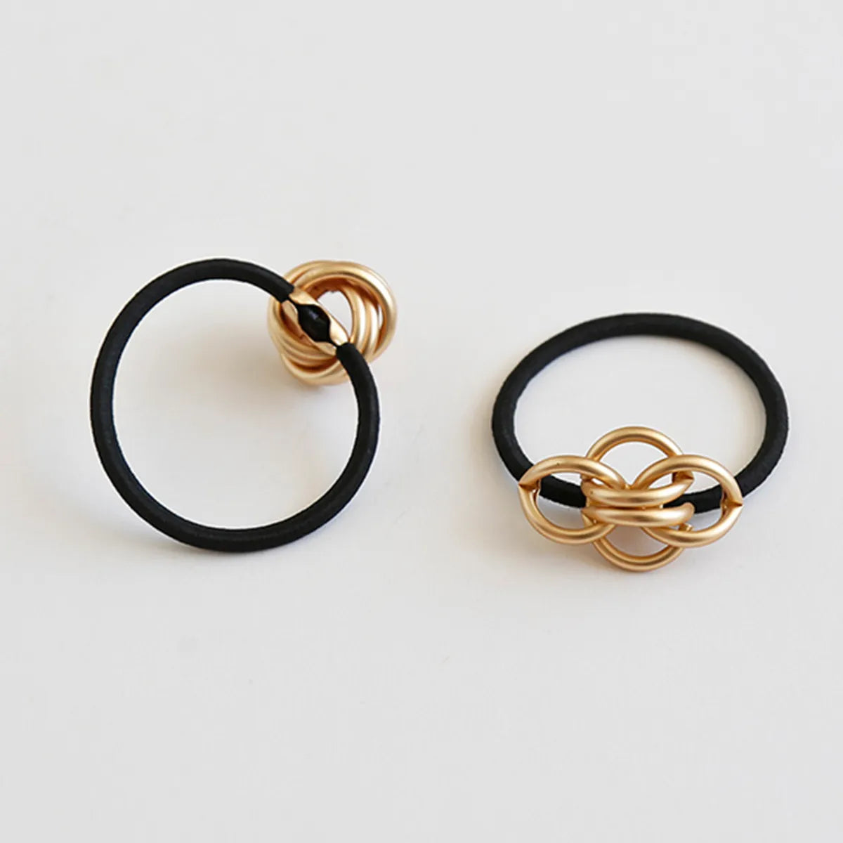 Women'S Simple Style Solid Color Alloy Hair Tie