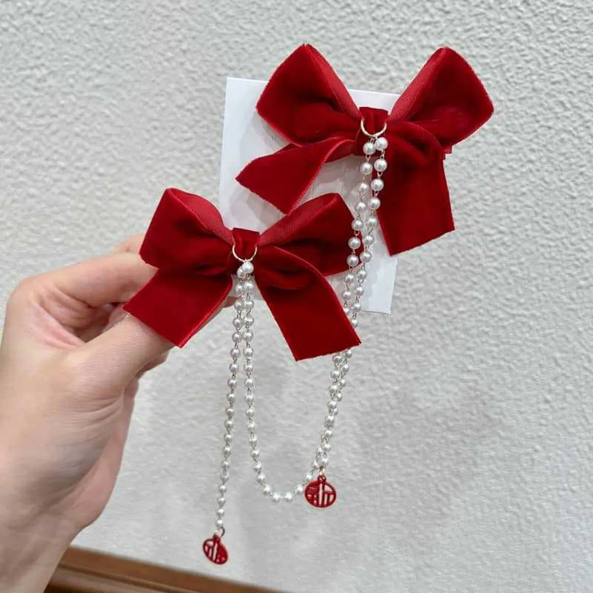 Women'S Sweet Bow Knot Cloth Beaded Hair Clip