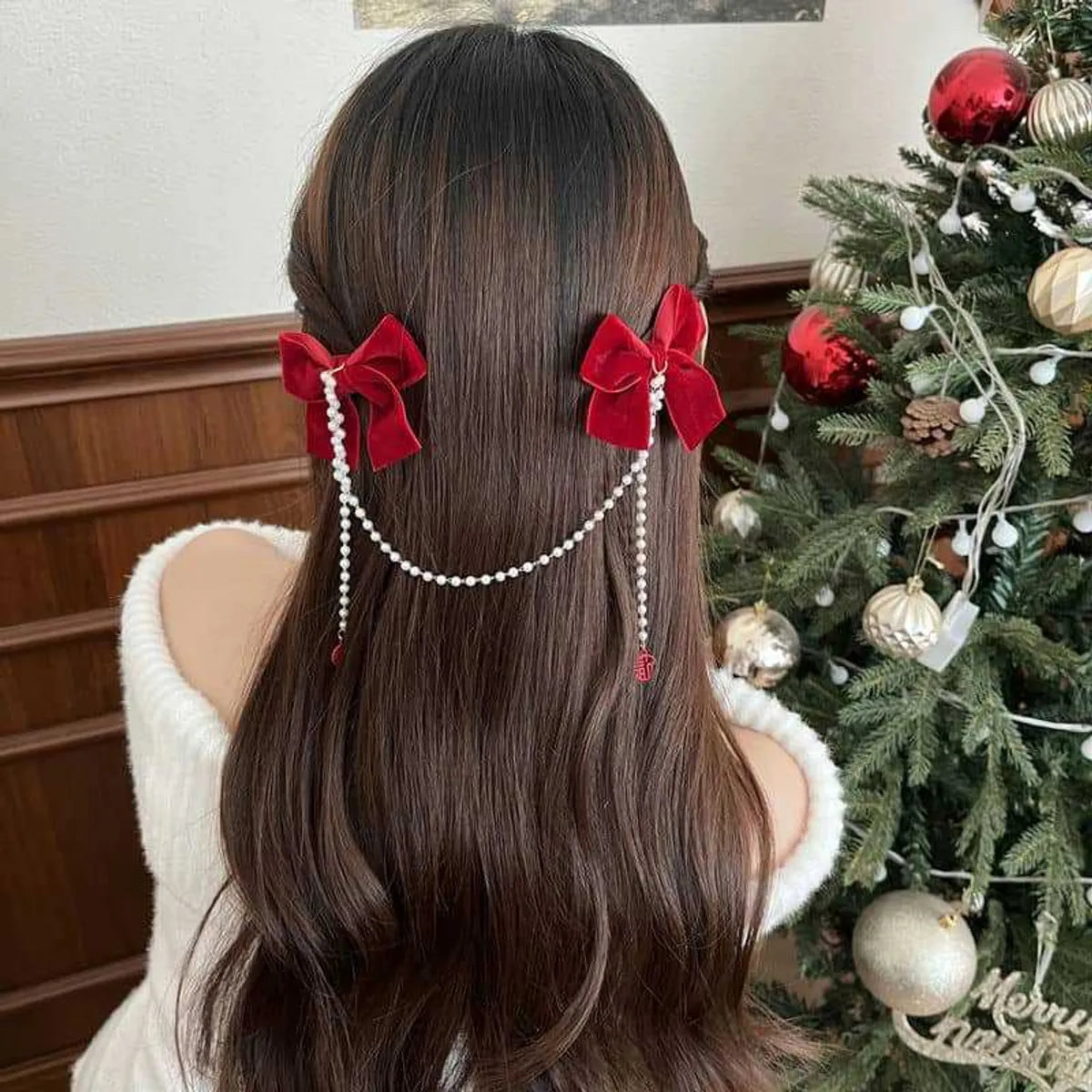 Women'S Sweet Bow Knot Cloth Beaded Hair Clip