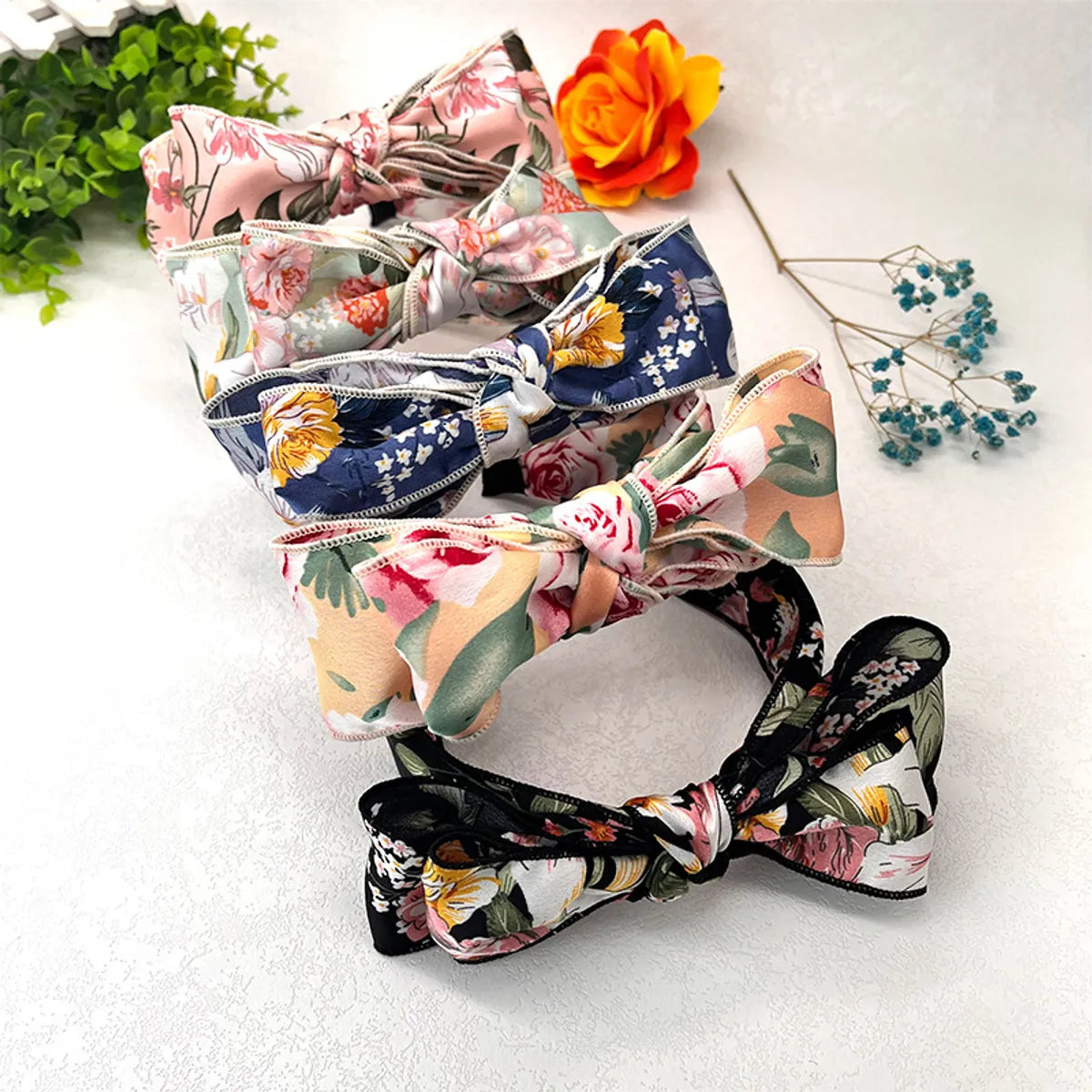 Women'S Sweet Bow Knot Plastic Cloth Hair Band