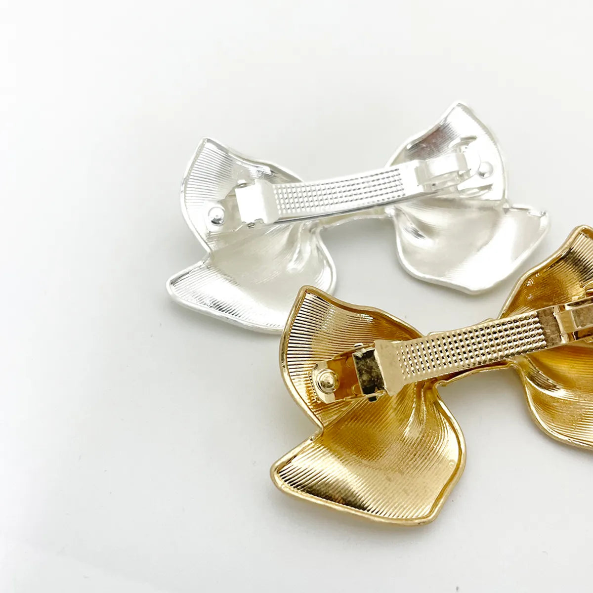 Women'S Sweet Classic Style Bow Knot Alloy Hair Clip