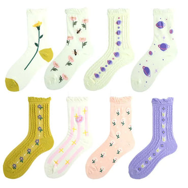 Women'S Sweet Heart Shape Cotton Jacquard Crew Socks A Pair