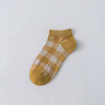 Women'S Sweet Plaid Cotton Crew Socks A Pair